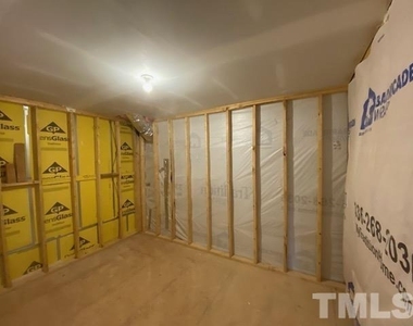 904 Hillman Lane - Photo Thumbnail 8