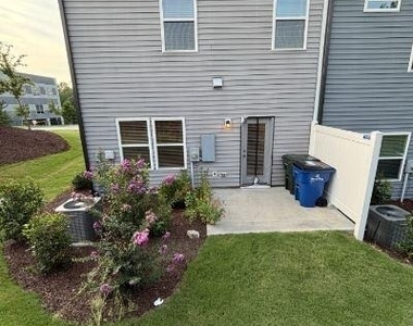 3400 Star View Drive - Photo Thumbnail 33