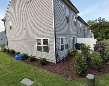 3400 Star View Drive - Photo Thumbnail 32