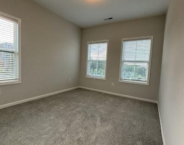 3400 Star View Drive - Photo Thumbnail 15