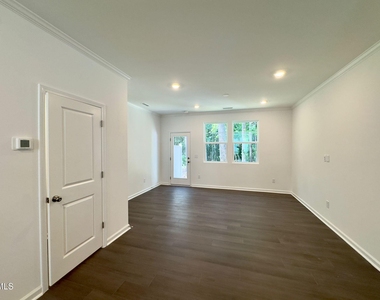 1529 Crescent Townes Way - Photo Thumbnail 10