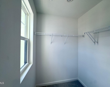 1529 Crescent Townes Way - Photo Thumbnail 22