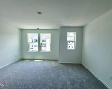 1529 Crescent Townes Way - Photo Thumbnail 32