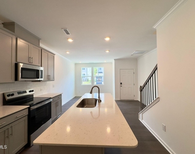 1529 Crescent Townes Way - Photo Thumbnail 8