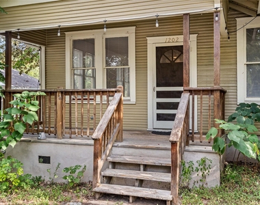 1202 E 13th St - Photo Thumbnail 1