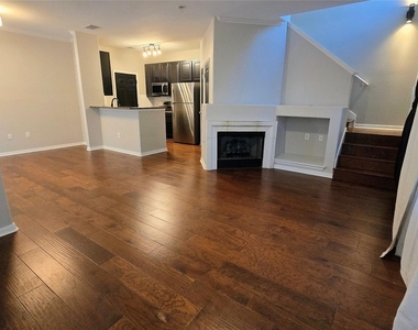 3300 Forest Creek Dr - Photo Thumbnail 1