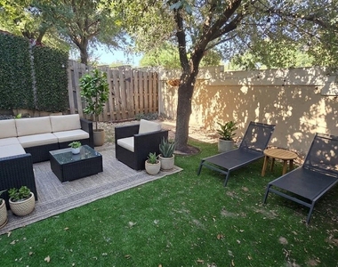3300 Forest Creek Dr - Photo Thumbnail 20