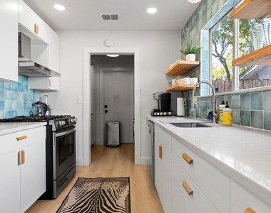 7507 Bender Dr - Photo Thumbnail 11