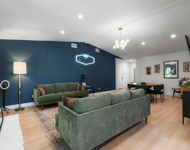 7507 Bender Dr - Photo Thumbnail 4