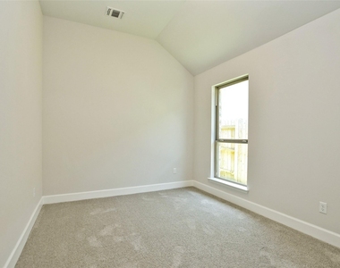 612 Jefferson Dr - Photo Thumbnail 22