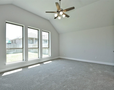 612 Jefferson Dr - Photo Thumbnail 16