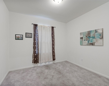 19517 Caymus Dr - Photo Thumbnail 18