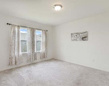 19517 Caymus Dr - Photo Thumbnail 12