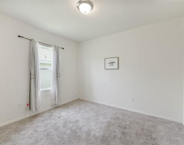 19517 Caymus Dr - Photo Thumbnail 17