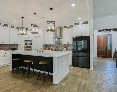 671 Shiloh Rd - Photo Thumbnail 7