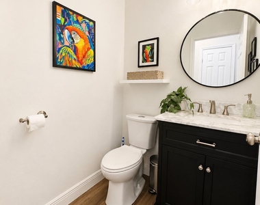 1612 N Miriam Ave - Photo Thumbnail 16