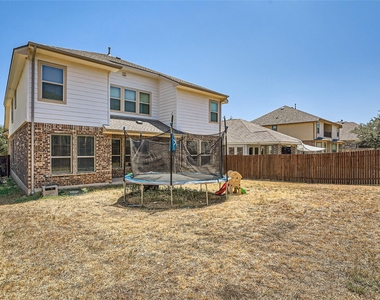 525 Loma Cedro Bnd - Photo Thumbnail 34