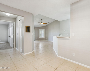 800 Ironwood Drive - Photo Thumbnail 17