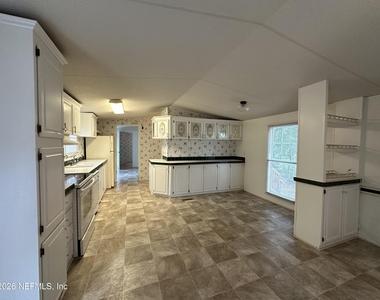 6343 Beloit Avenue - Photo Thumbnail 3