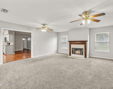 7600 Pheasant Run Drive - Photo Thumbnail 8