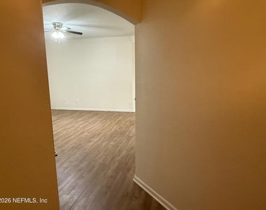 785 Oakleaf Plantation Parkway - Photo Thumbnail 5