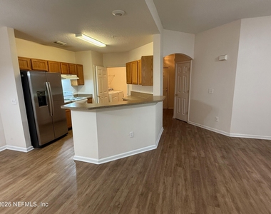 785 Oakleaf Plantation Parkway - Photo Thumbnail 11