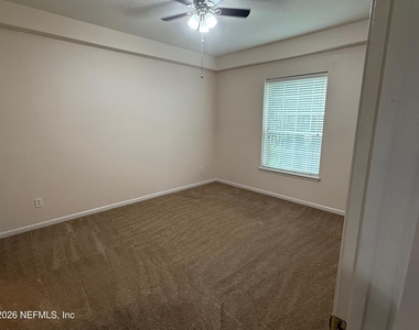 785 Oakleaf Plantation Parkway - Photo Thumbnail 17