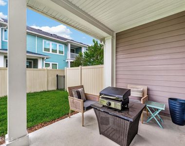 9807 Element Road - Photo Thumbnail 32