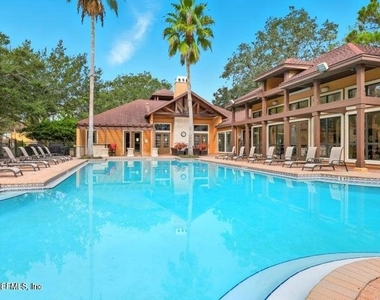 100 Fairway Park Boulevard - Photo Thumbnail 21