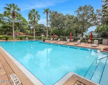 100 Fairway Park Boulevard - Photo Thumbnail 18