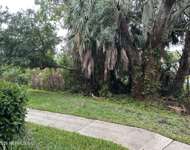 100 Fairway Park Boulevard - Photo Thumbnail 15