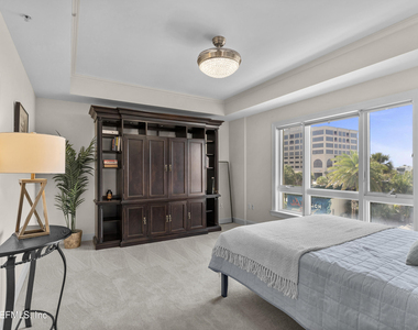 525 3rd Street N - Photo Thumbnail 4