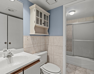 708 N Briar Hill Lane - Photo Thumbnail 10