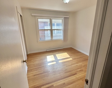 5452 Brummel Street - Photo Thumbnail 8