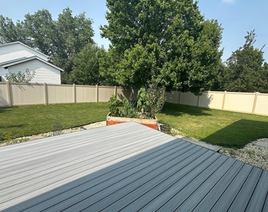7005 Manchester Drive - Photo Thumbnail 22