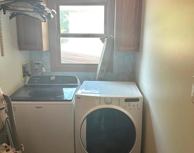 7005 Manchester Drive - Photo Thumbnail 7