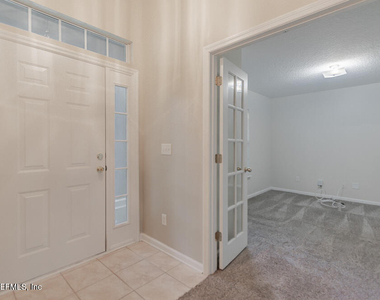 684 Sid Drive - Photo Thumbnail 7