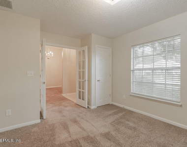684 Sid Drive - Photo Thumbnail 9