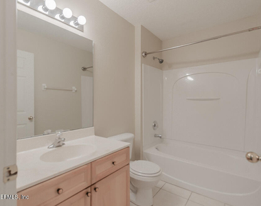 684 Sid Drive - Photo Thumbnail 4