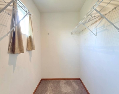 3192 Ketch Court - Photo Thumbnail 11