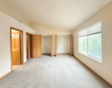 3192 Ketch Court - Photo Thumbnail 6