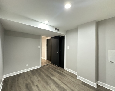 2617 W Rascher Avenue - Photo Thumbnail 17