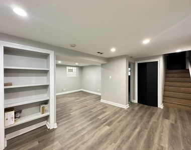 2617 W Rascher Avenue - Photo Thumbnail 7
