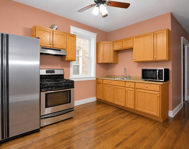 2719 W Belmont Avenue - Photo Thumbnail 3