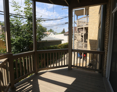 5208 N Sawyer Avenue - Photo Thumbnail 19