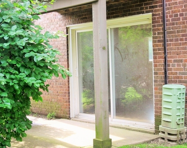 2300 Beau Monde Terrace - Photo Thumbnail 10