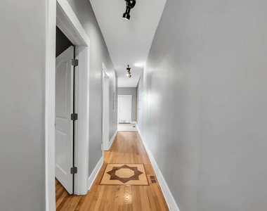 3208 W Wabansia Avenue - Photo Thumbnail 3