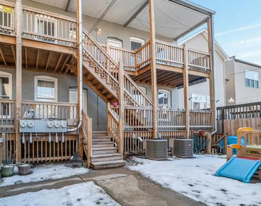 3208 W Wabansia Avenue - Photo Thumbnail 10