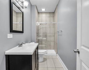 3208 W Wabansia Avenue - Photo Thumbnail 3