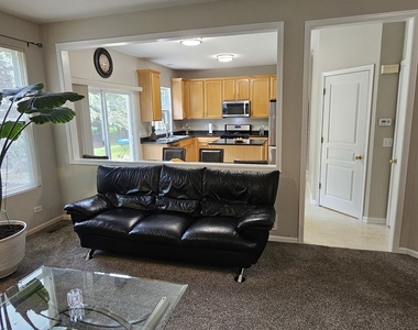 14 Parkside Court - Photo Thumbnail 4
